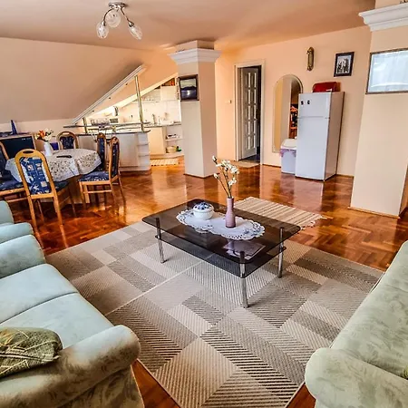 Beáta Apartman *