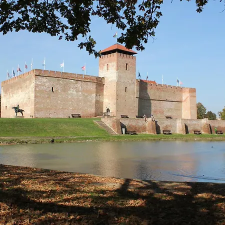 Beáta *